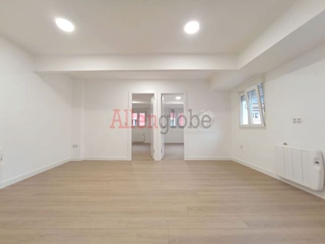 Piso de 2 habitaciones en Mieres en venta - 83.000 € (Ref: 9481673)