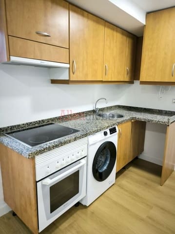 Piso de 2 habitaciones en Mieres en venta - 83.000 € (Ref: 9481673)