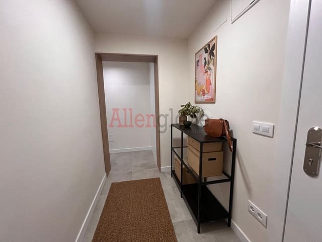3 slaapkamer Flat te huur in Centro Urbano, Oviedo - € 1.290 (Ref: 9500656)