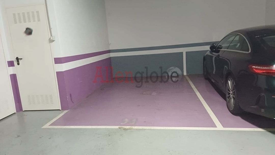 Garage à vendre à Oviedo - 32 000 € (Ref: 9528931)