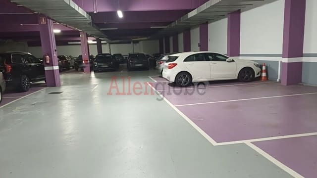 Garage à vendre à Centro Urbano, Oviedo - 32 000 € (Ref: 9528931)