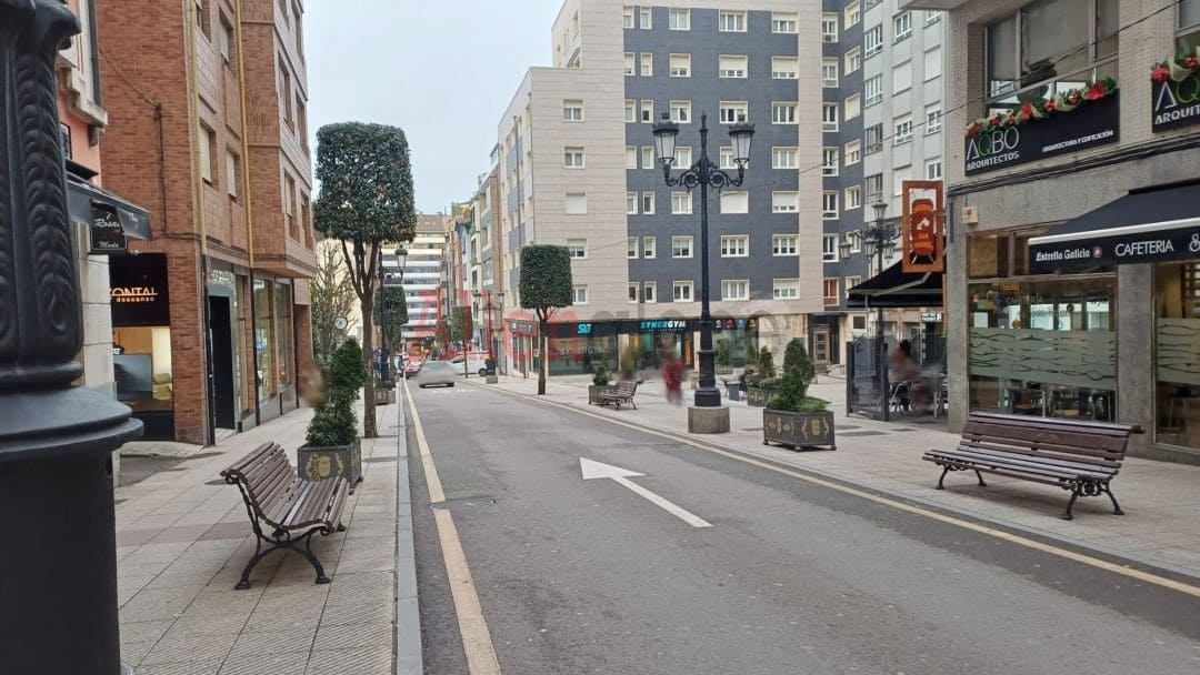 Garage à vendre à Oviedo - 32 000 € (Ref: 9528931)