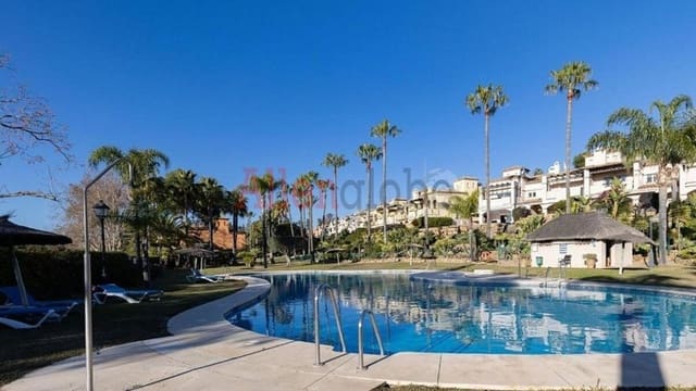 3 slaapkamer Flat te koop in Guadalmina Alta, Marbella met zwembad - € 720.000 (Ref: 9543917)
