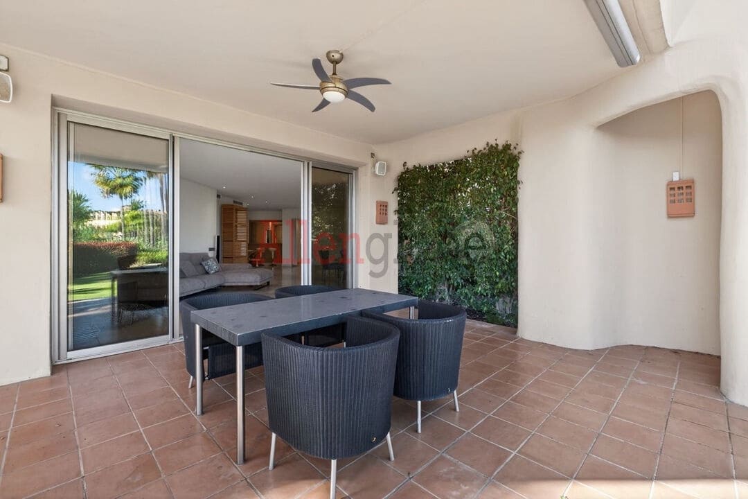 2 soverom Leilighet til salgs i Marbella med svømmebasseng - € 1 080 000 (Ref: 9557464)