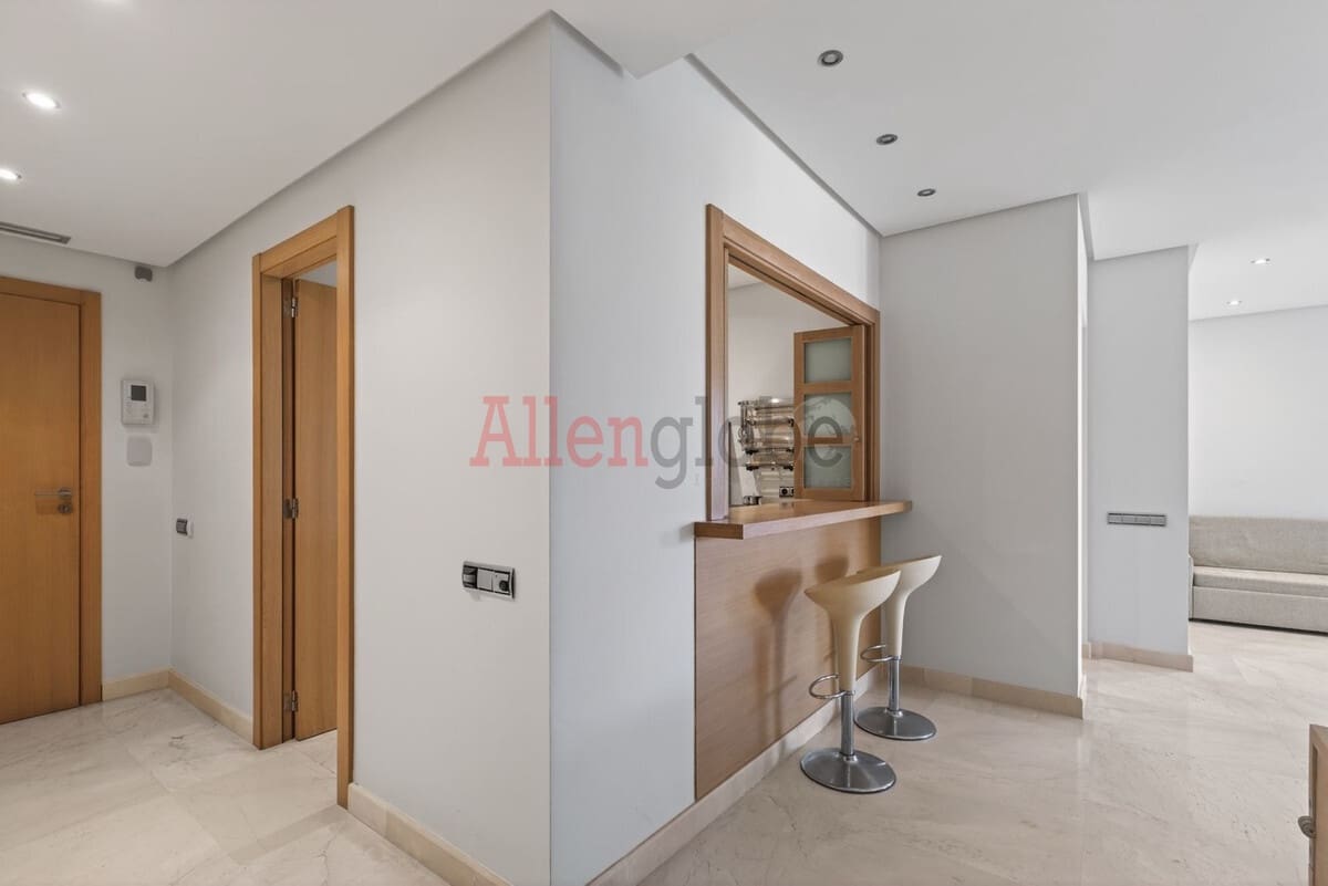 2 soverom Leilighet til salgs i Marbella med svømmebasseng - € 1 080 000 (Ref: 9557464)