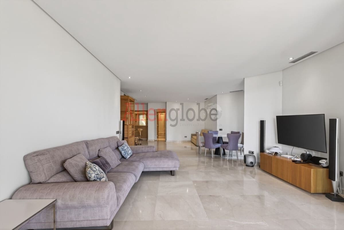 2 soverom Leilighet til salgs i Marbella med svømmebasseng - € 1 080 000 (Ref: 9557464)