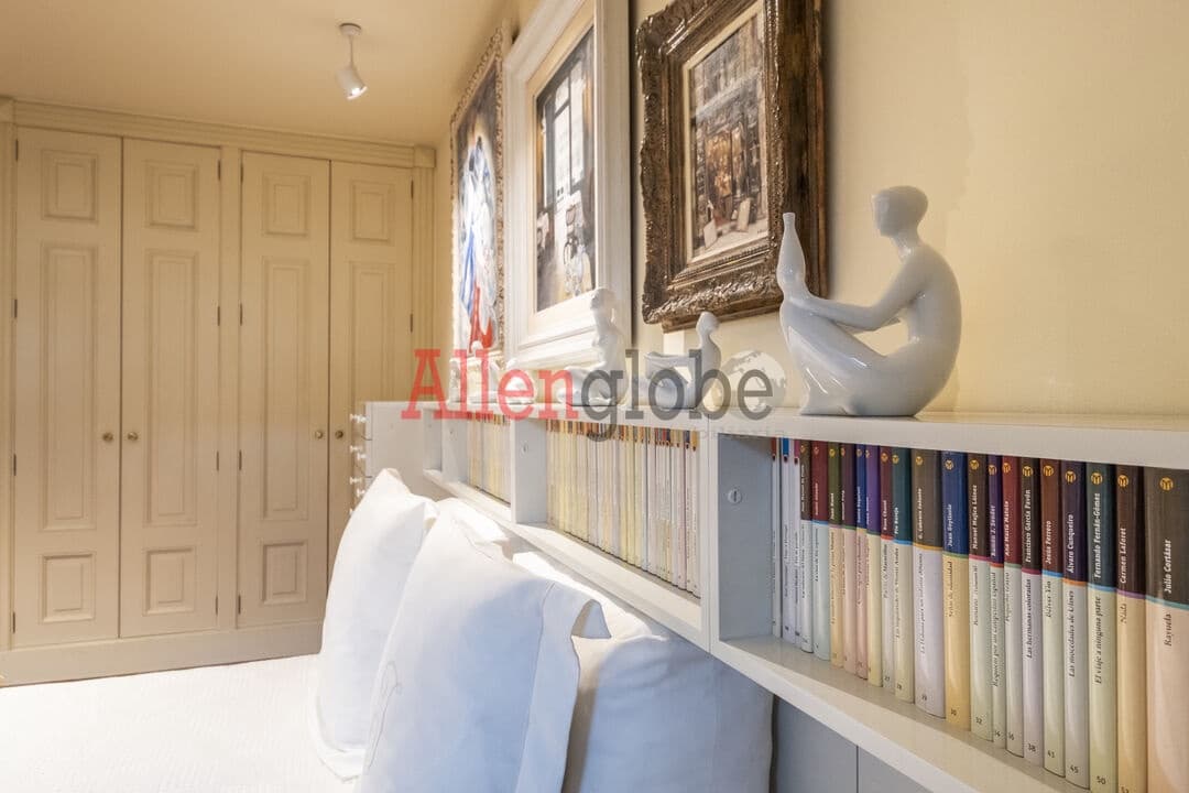 3 quarto Apartamento para venda em Oviedo - 555 000 € (Ref: 9629432)