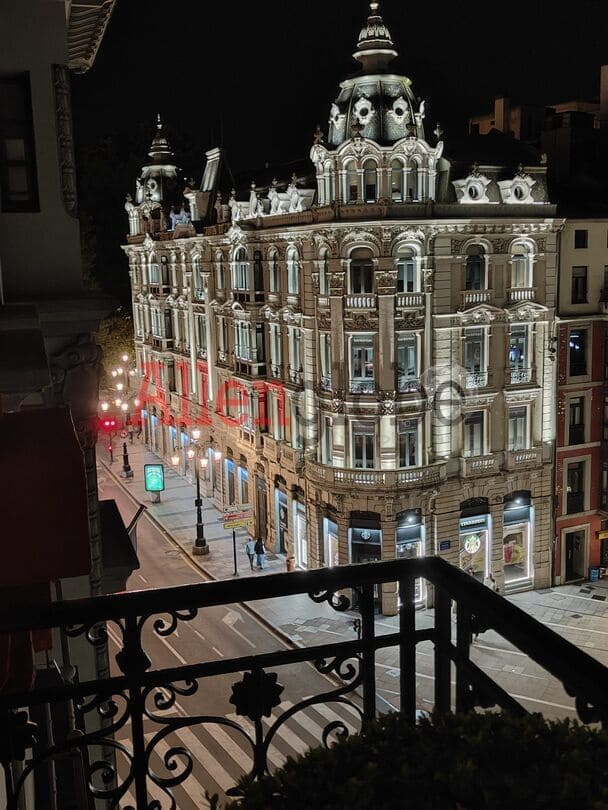 3 quarto Apartamento para venda em Oviedo - 555 000 € (Ref: 9629432)