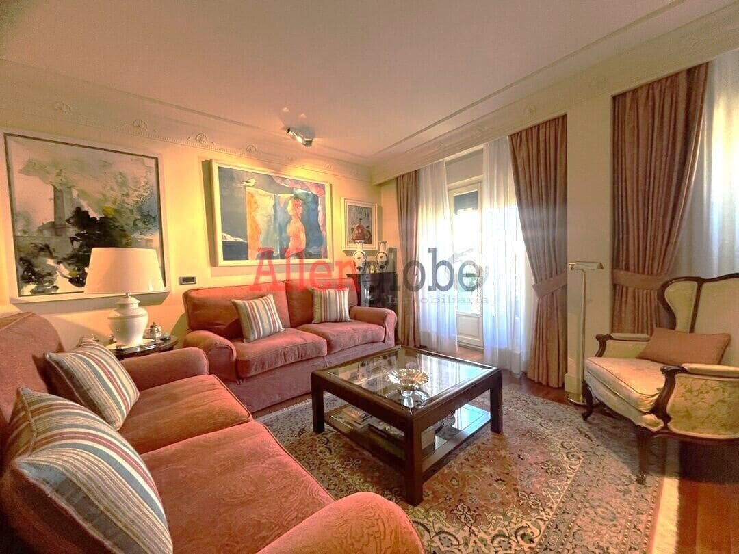 3 quarto Apartamento para venda em Oviedo - 555 000 € (Ref: 9629432)