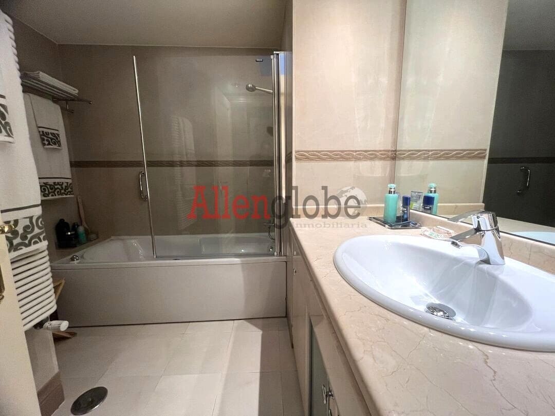 3 quarto Apartamento para venda em Oviedo - 555 000 € (Ref: 9629432)