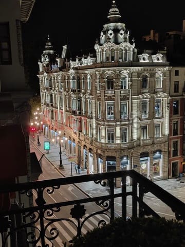 3 makuuhuone Huoneisto myytävänä paikassa Centro Urbano, Oviedo - 555 000 € (Ref: 9629432)