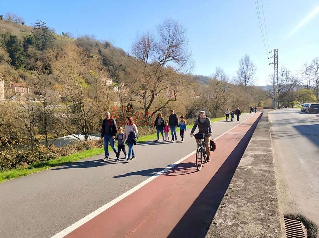 3 soverom Leilighet til salgs i Langreo - € 60 000 (Ref: 9643625)