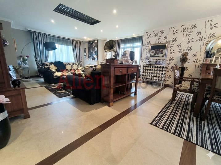 6 bedroom Villa for sale in Castrillon - € 1,250,000 (Ref: 9682247)