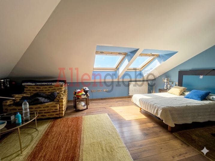 6 bedroom Villa for sale in Castrillon - € 1,250,000 (Ref: 9682247)