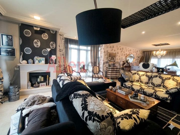 6 bedroom Villa for sale in Castrillon - € 1,250,000 (Ref: 9682247)