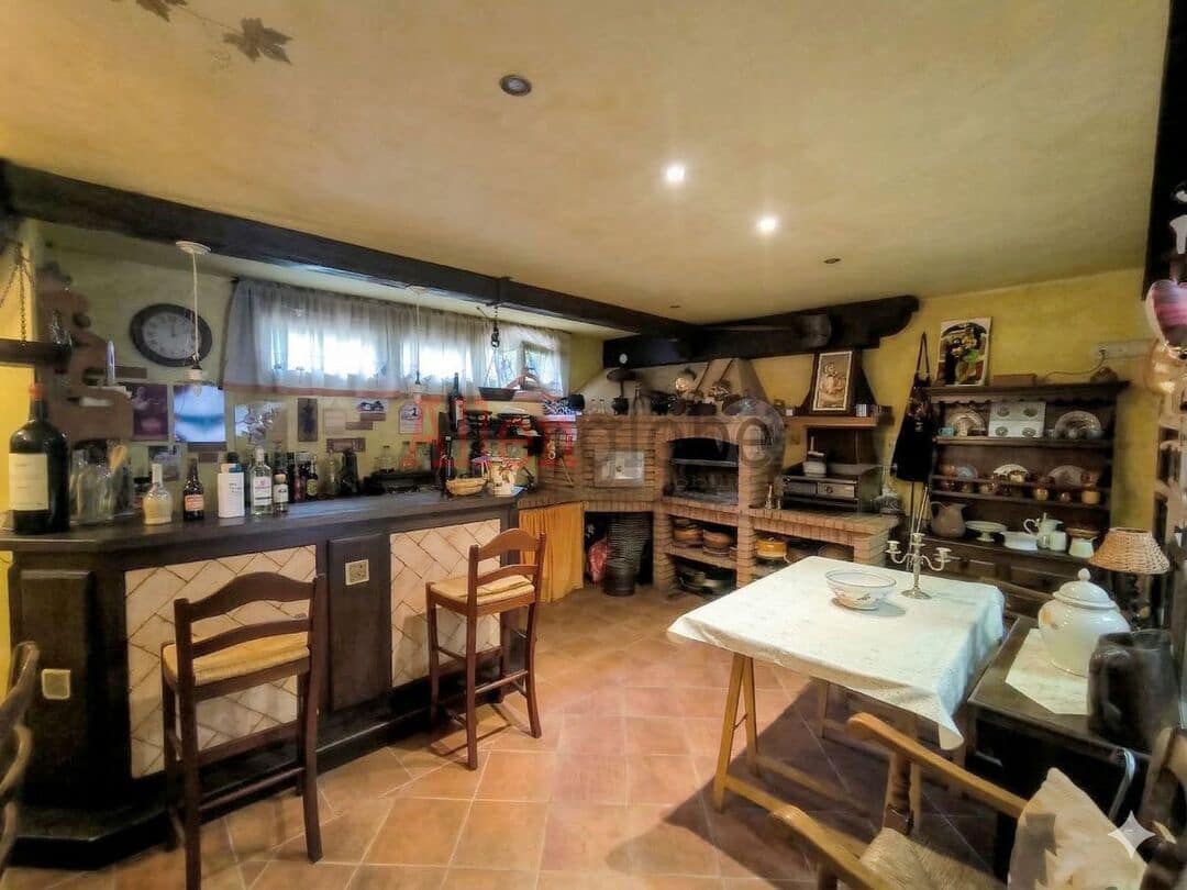 6 bedroom Villa for sale in Castrillon - € 1,250,000 (Ref: 9682247)