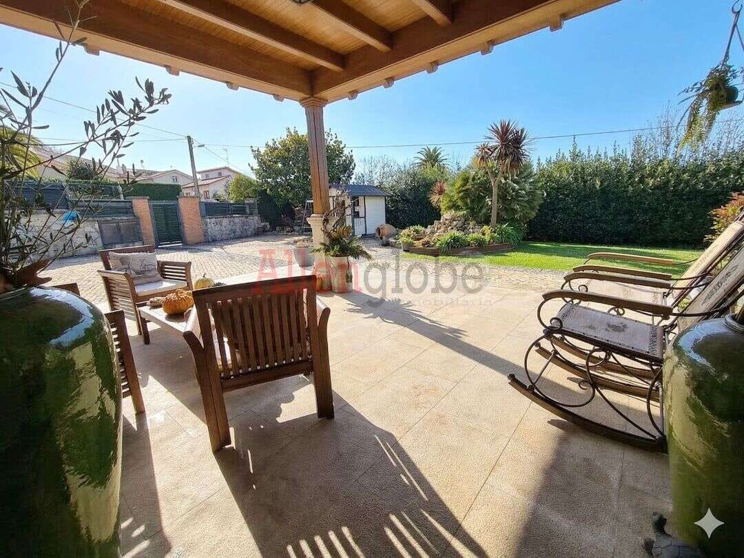 6 bedroom Villa for sale in Castrillon - € 1,250,000 (Ref: 9682247)