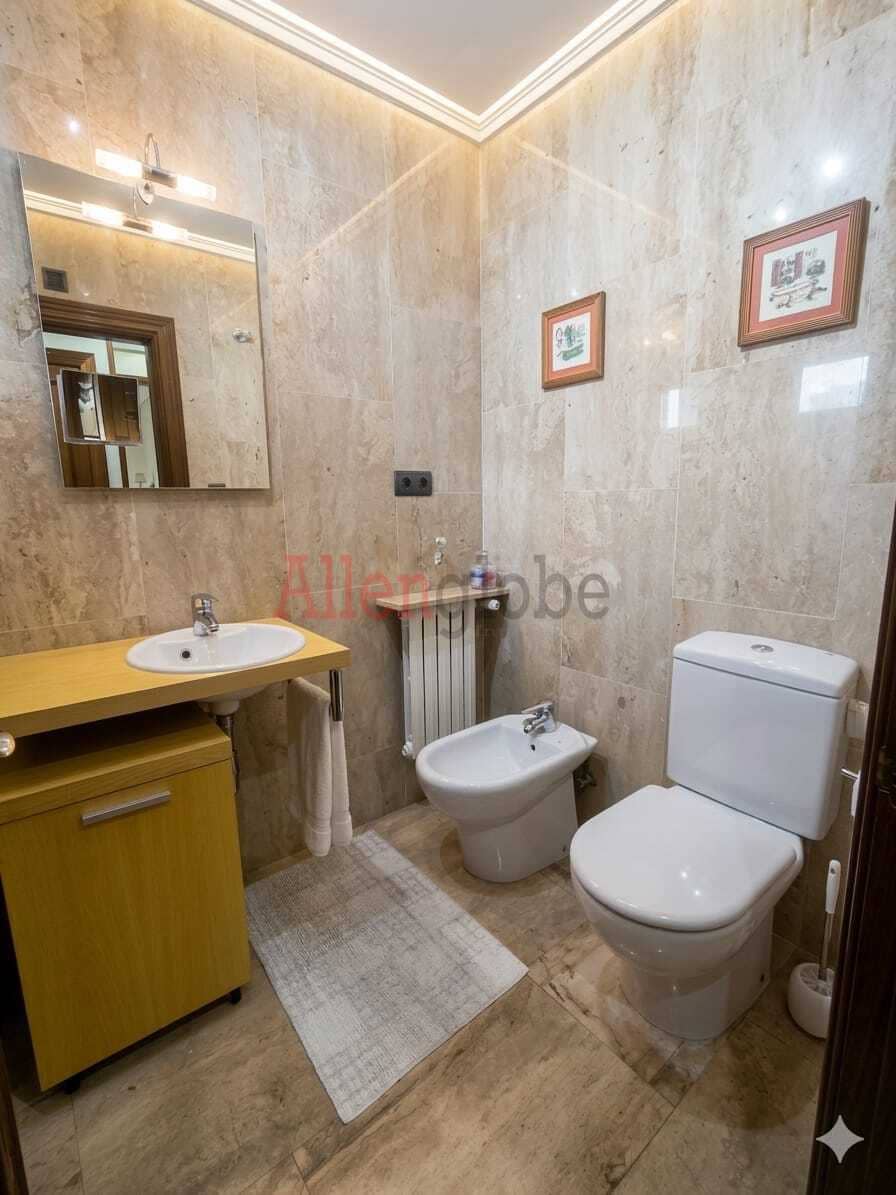 2 slaapkamer Flat te koop in Oviedo - € 365.000 (Ref: 9703278)