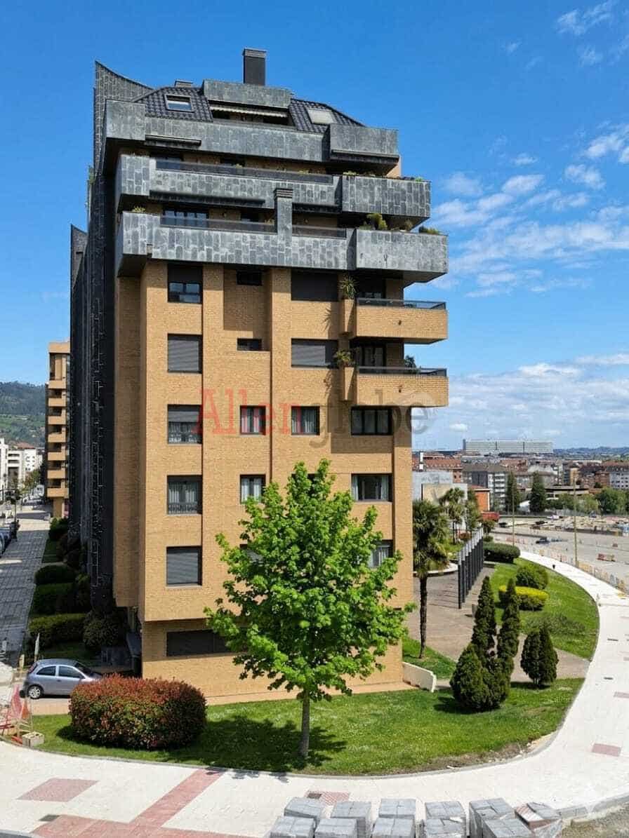 2 slaapkamer Flat te koop in Oviedo - € 365.000 (Ref: 9703278)