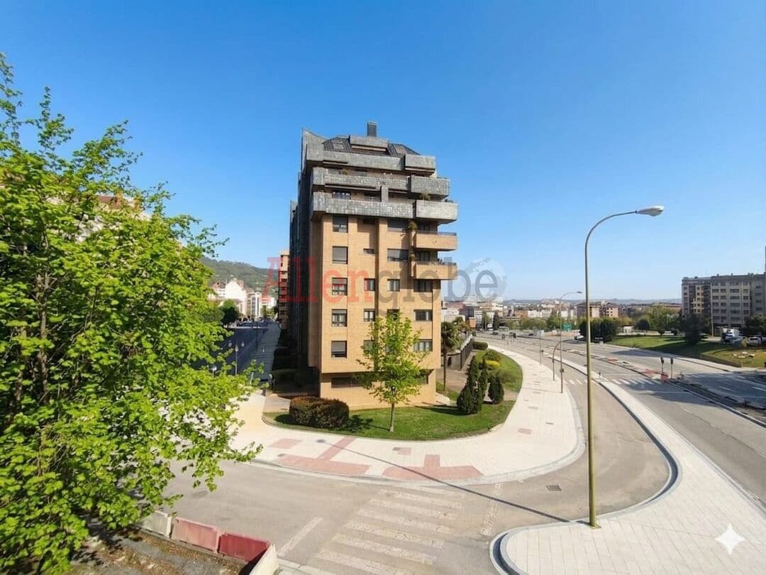 2 slaapkamer Flat te koop in Oviedo - € 365.000 (Ref: 9703278)