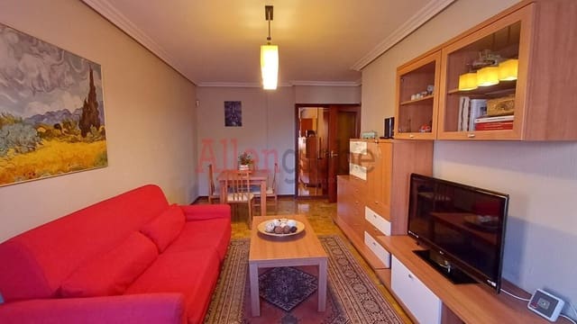 3 Zimmer Wohnung zu verkaufen in Centro Urbano, Oviedo - 169.000 € (Ref: 9714115)