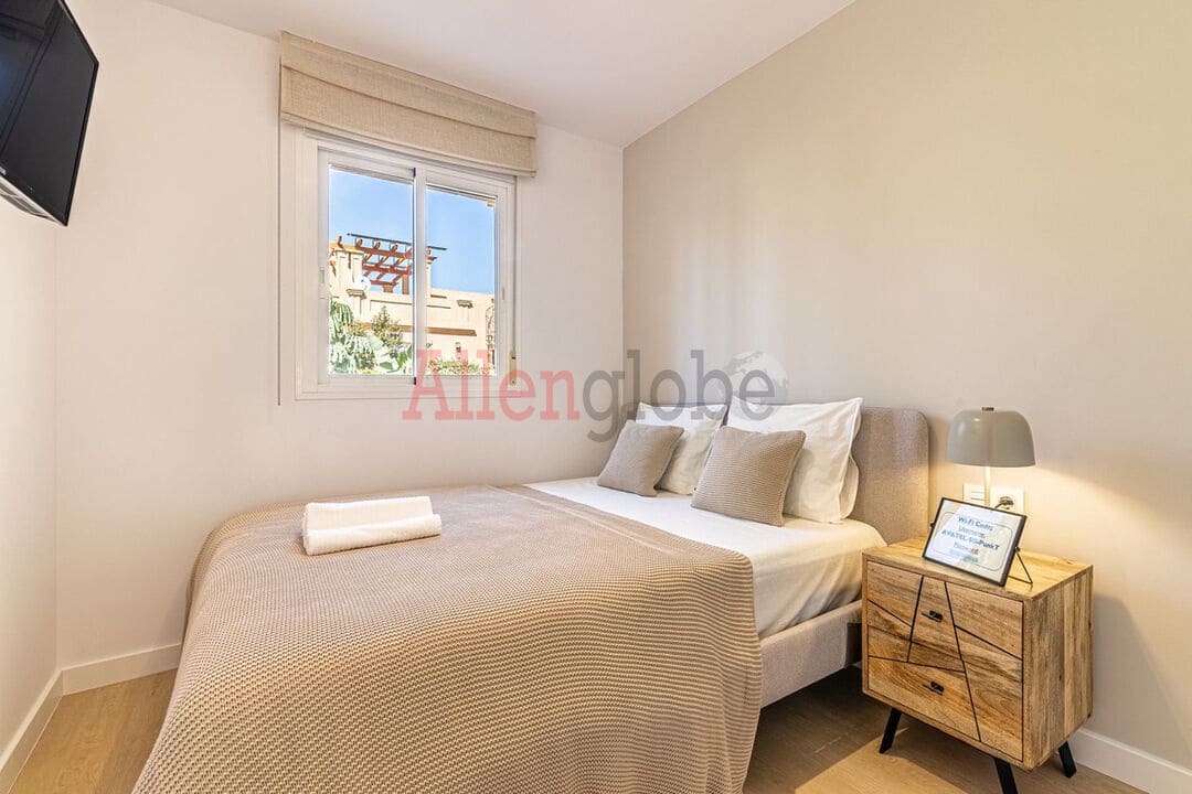 3 quarto Moradia Geminada para venda em Buenas Noches com piscina - 599 000 € (Ref: 9800967)