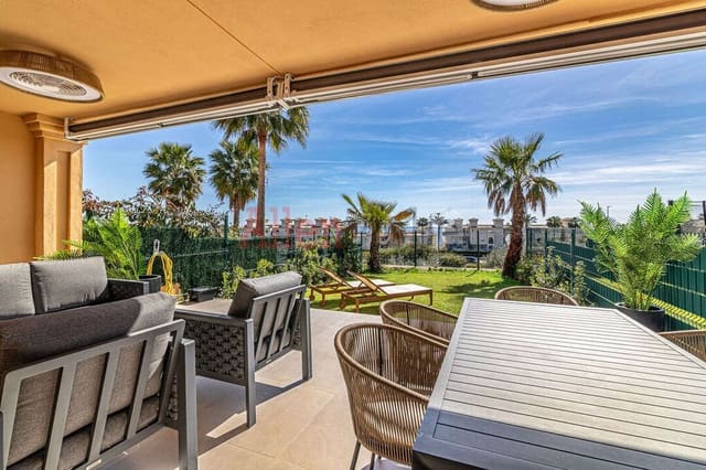 3 quarto Moradia Geminada para venda em Buenas Noches, Estepona com piscina - 599 000 € (Ref: 9800967)