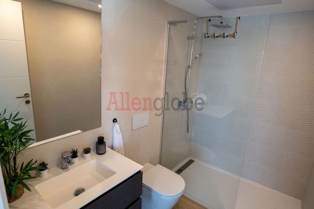 2 makuuhuone Kattohuoneisto myytävänä paikassa Estepona mukana uima-altaan - 620 000 € (Ref: 9800968)