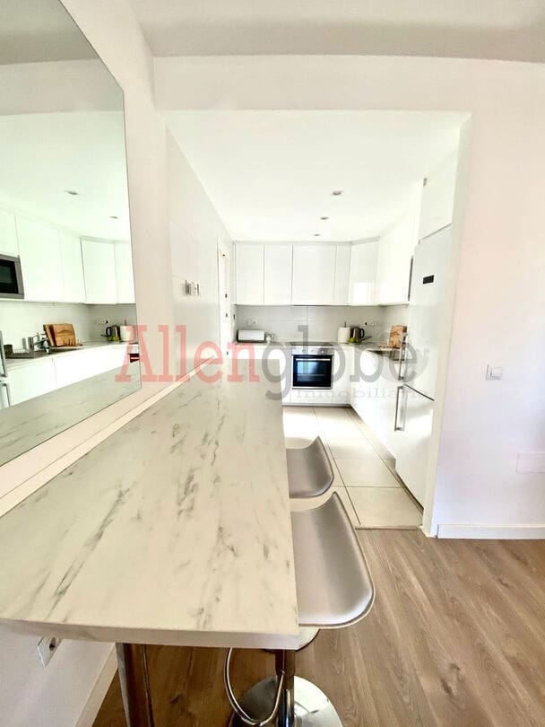 Ático de 3 habitaciones en Marbella en venta - 529.000 € (Ref: 9800969)