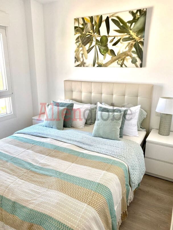 Ático de 3 habitaciones en Marbella en venta - 529.000 € (Ref: 9800969)