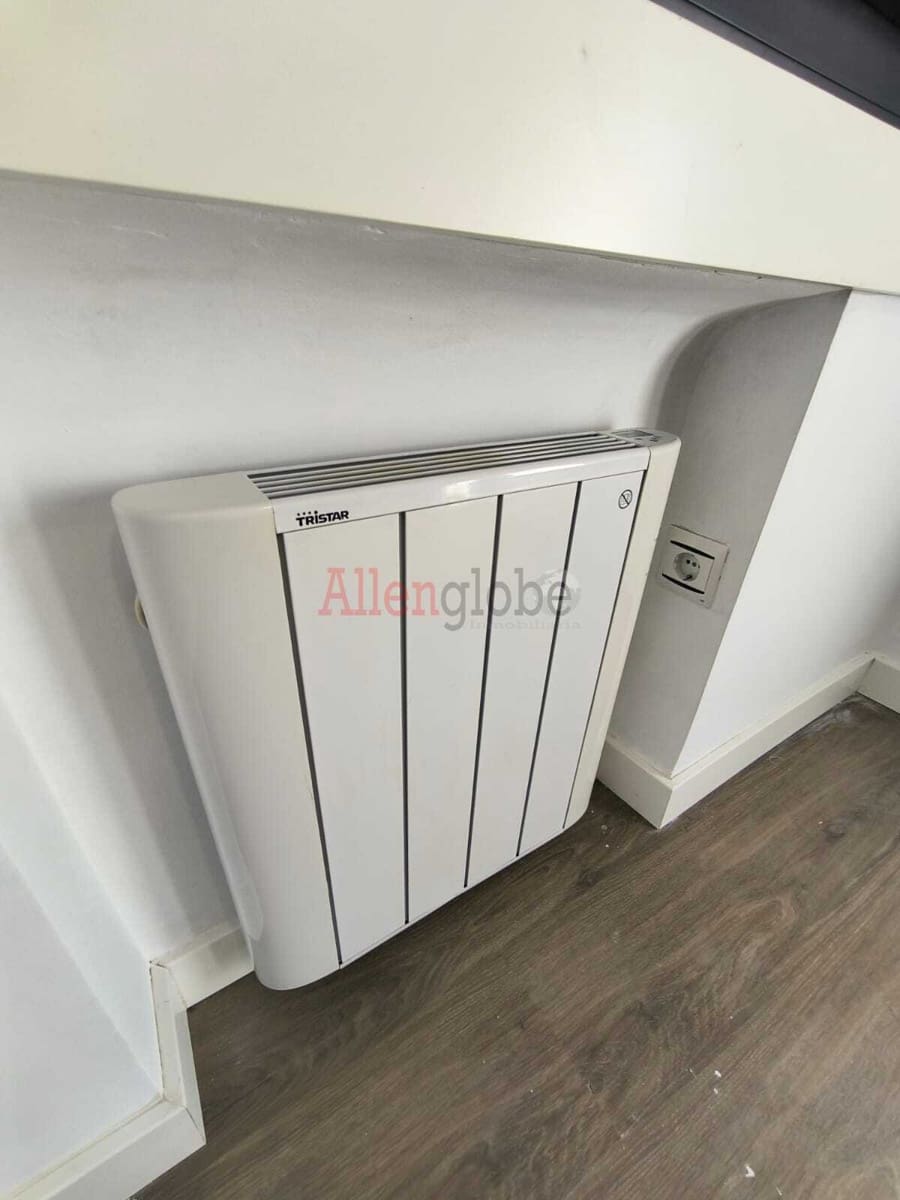 3 bedroom Flat for sale in Mieres - € 128,000 (Ref: 9802971)