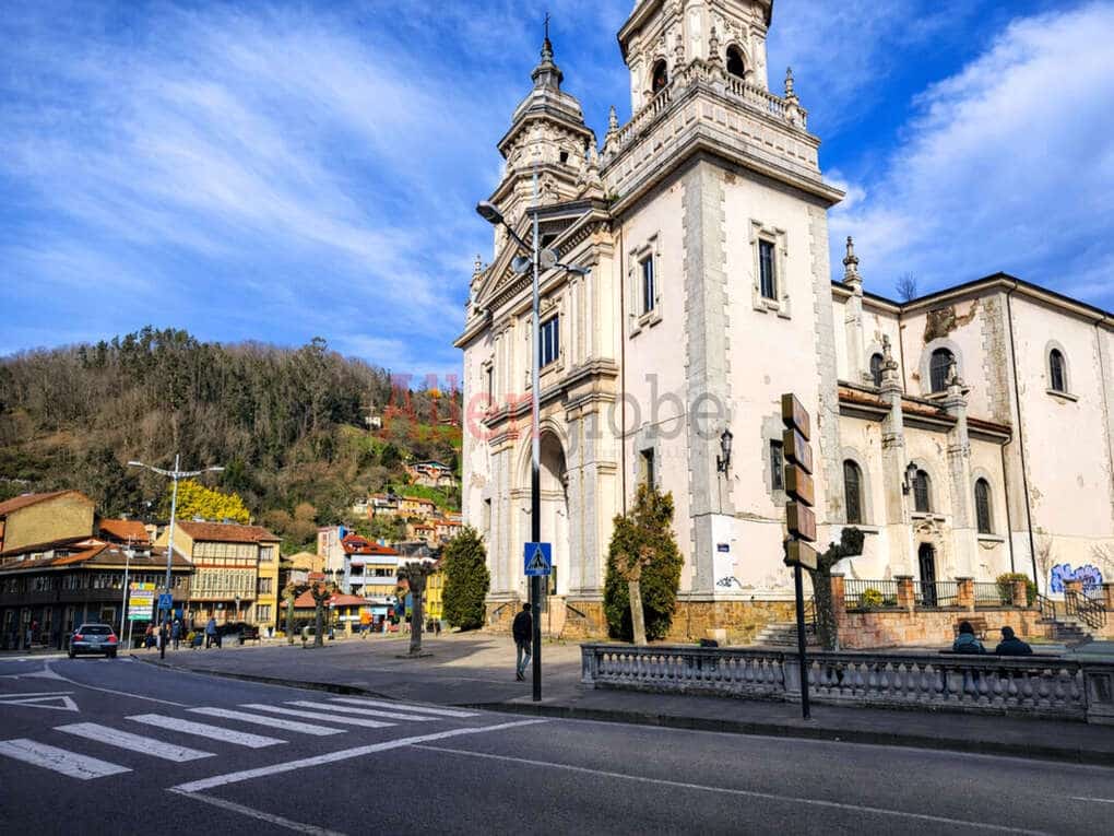 3 bedroom Flat for sale in Mieres - € 128,000 (Ref: 9802971)