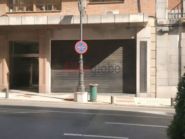 Gewerbe zu verkaufen in Centro Urbano, Oviedo - 345.000 € (Ref: 9821839)