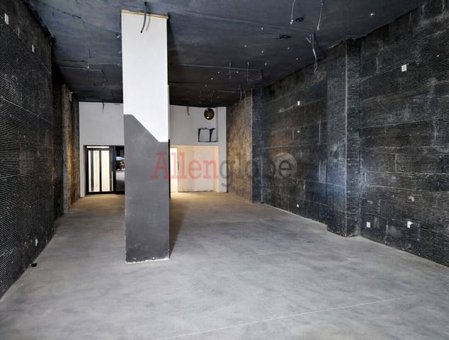 Gewerbe zu verkaufen in Centro Urbano, Oviedo - 345.000 € (Ref: 9821839)