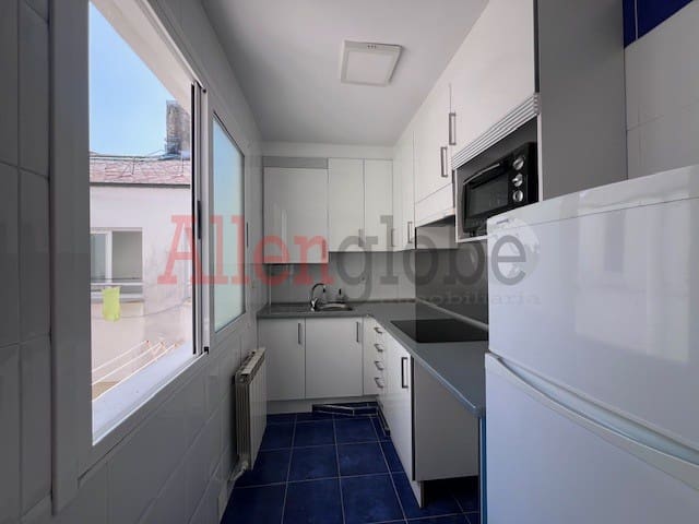 1 bedroom Apartment for sale in Oviedo - € 115,000 (Ref: 9909853)