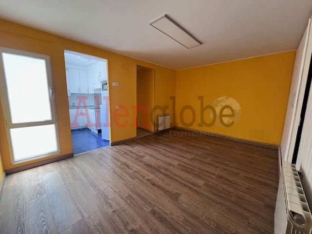 1 bedroom Apartment for sale in Oviedo - € 115,000 (Ref: 9909853)