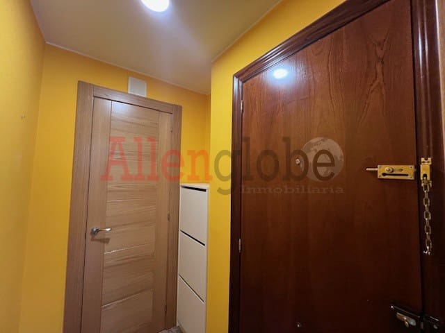 1 bedroom Apartment for sale in Oviedo - € 115,000 (Ref: 9909853)