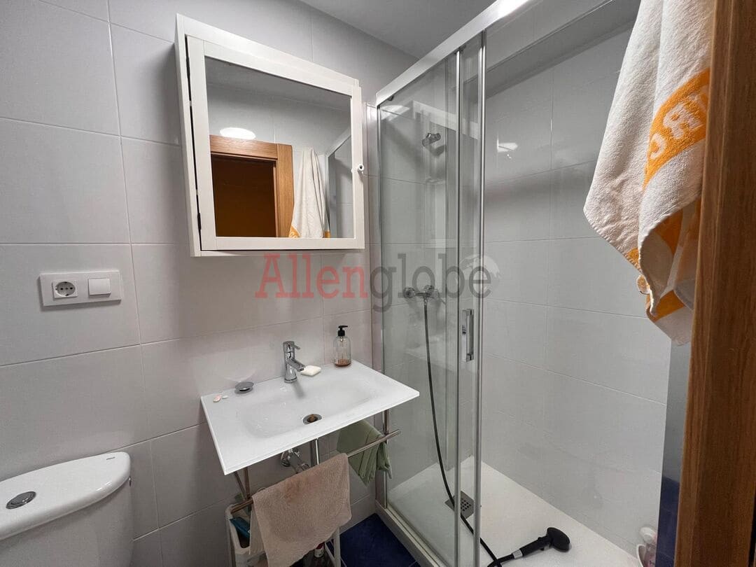 1 bedroom Apartment for sale in Oviedo - € 115,000 (Ref: 9909853)