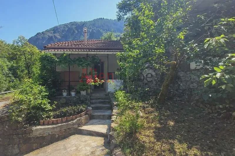2 soverom Hus til salgs i Proaza - € 150 000 (Ref: 9935153)
