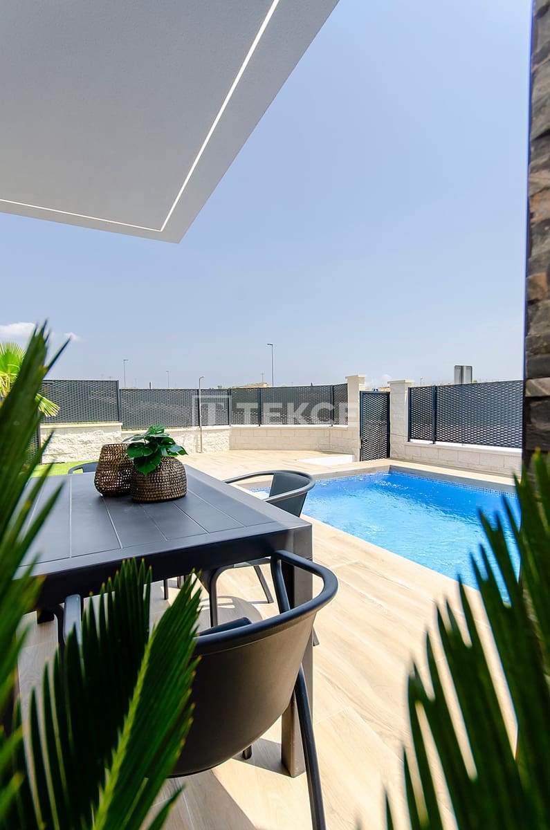 3 quarto Moradia para venda em Bigastro com piscina - 439 000 € (Ref: 10000236)