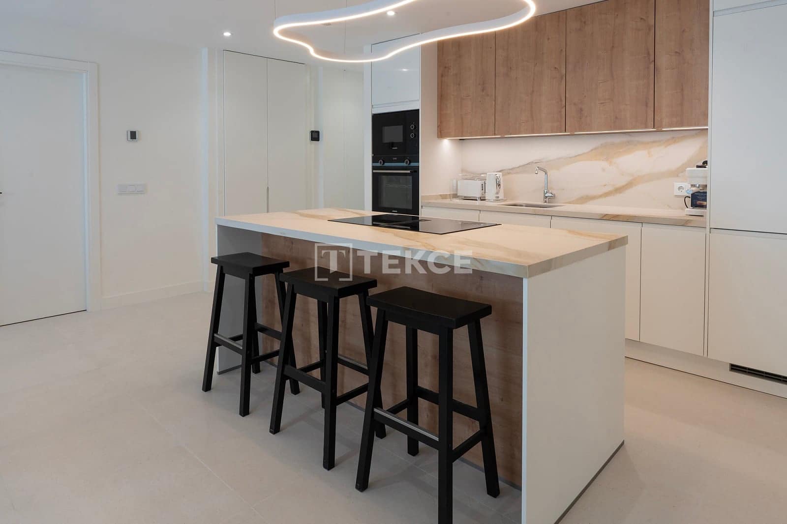 3 soveværelse Lejlighed til salg i San Pedro de Alcantara - € 469.000 (Ref: 10008152)