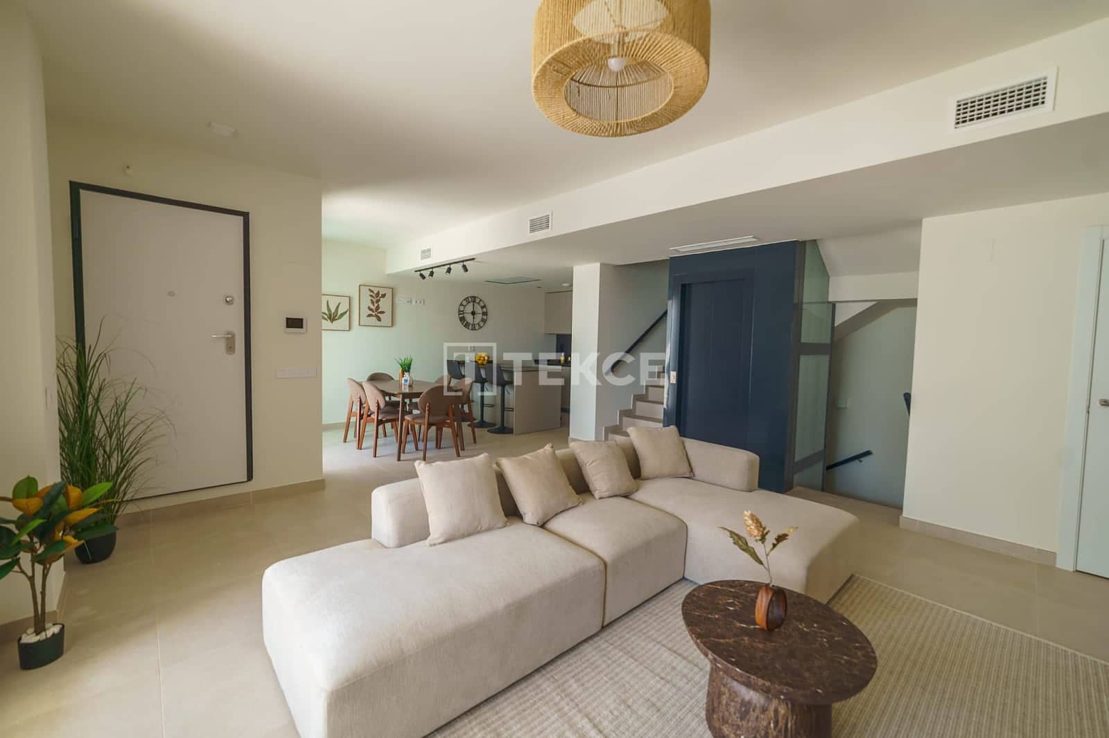 3 bedroom Villa for sale in Benalmadena with pool - € 700,000 (Ref: 10021845)