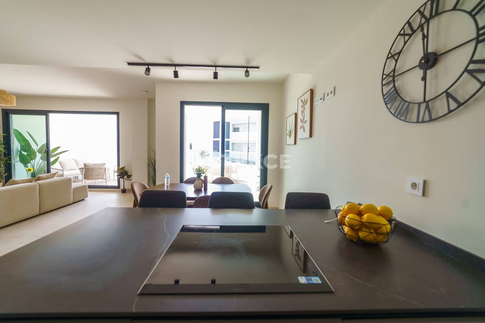 3 bedroom Villa for sale in Benalmadena with pool - € 700,000 (Ref: 10021845)
