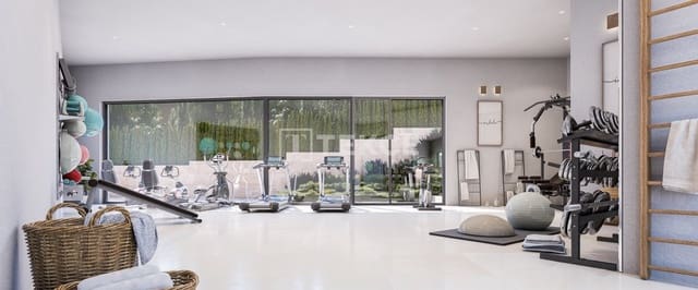 Chalet de 4 habitaciones en Río Real, Marbella en venta con piscina - 4.950.000 € (Ref: 10024982)
