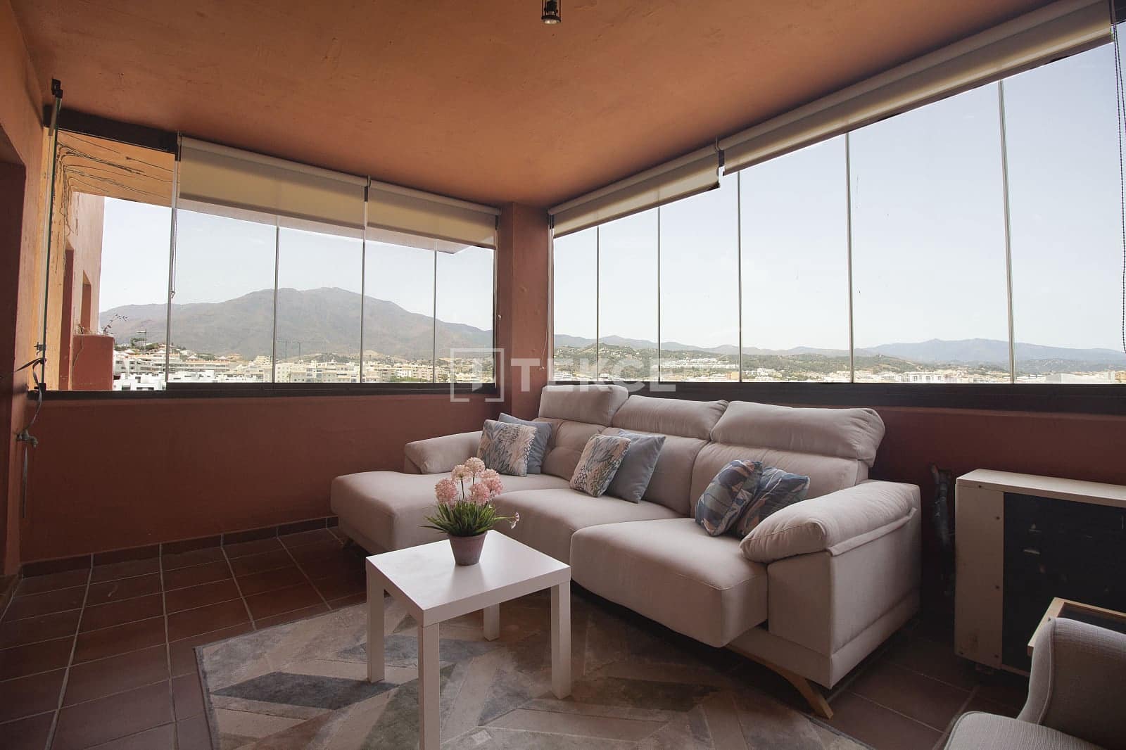 2 sovrum Lägenhet till salu i Estepona med pool - 450 000 € (Ref: 10029901)