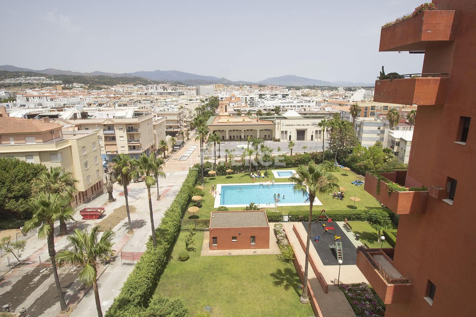 2 sovrum Lägenhet till salu i Estepona med pool - 450 000 € (Ref: 10029901)
