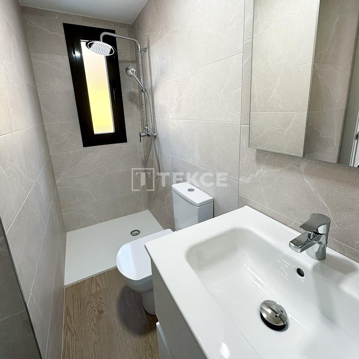 Chalet de 2 habitaciones en Portman en venta con piscina - 208.000 € (Ref: 10037781)