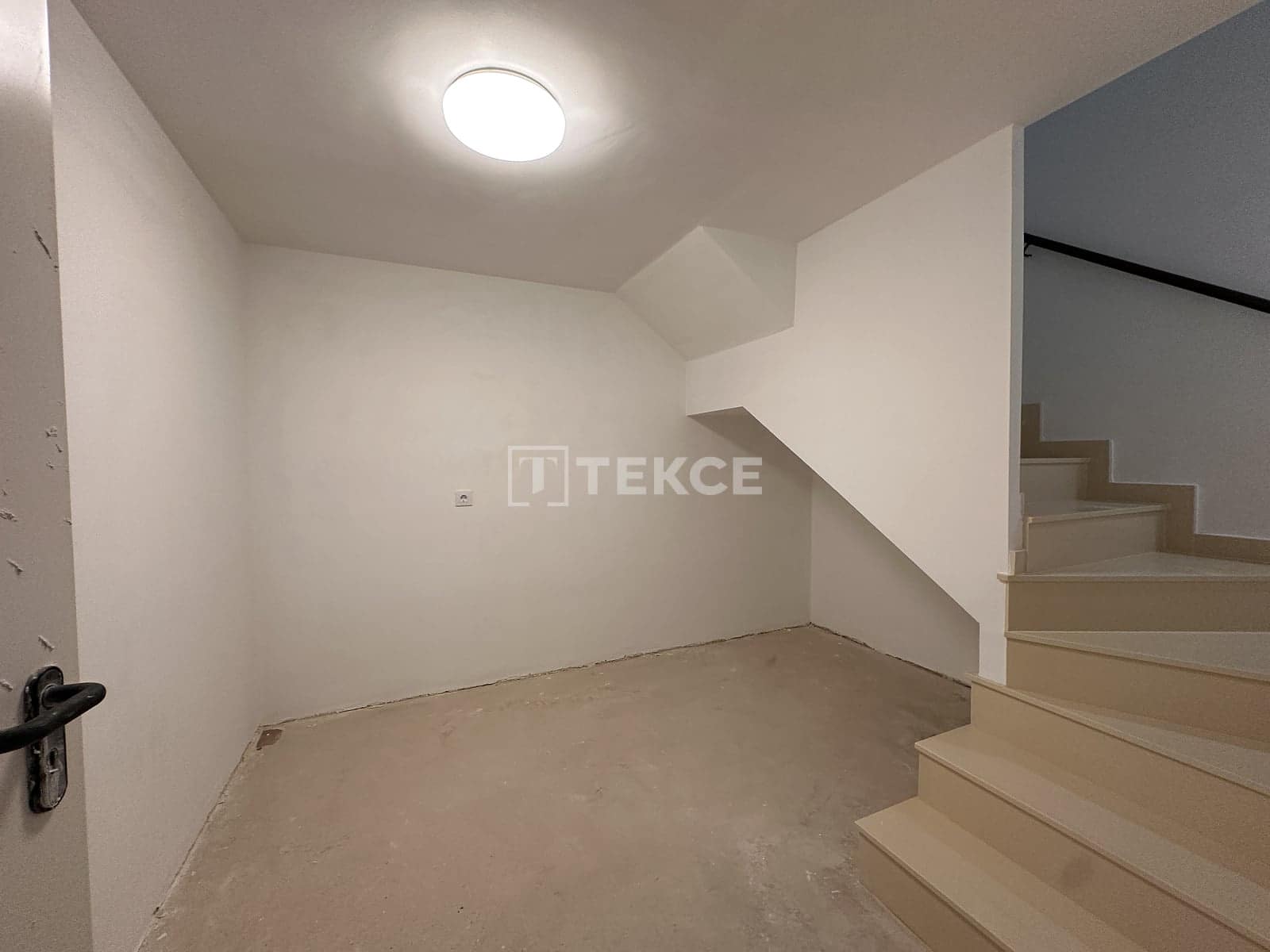 Chalet de 2 habitaciones en Portman en venta con piscina - 208.000 € (Ref: 10037781)