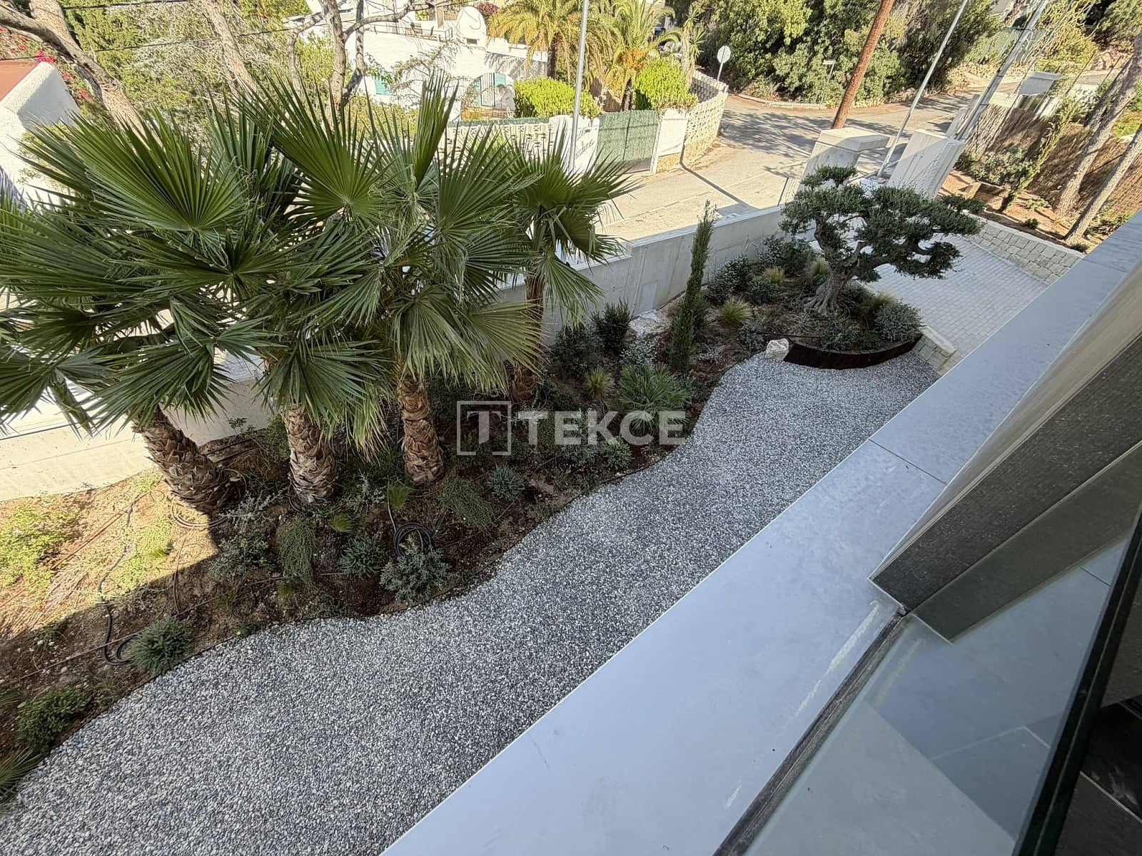 4 bedroom Villa for sale in Altea with pool - € 2,295,000 (Ref: 10037782)