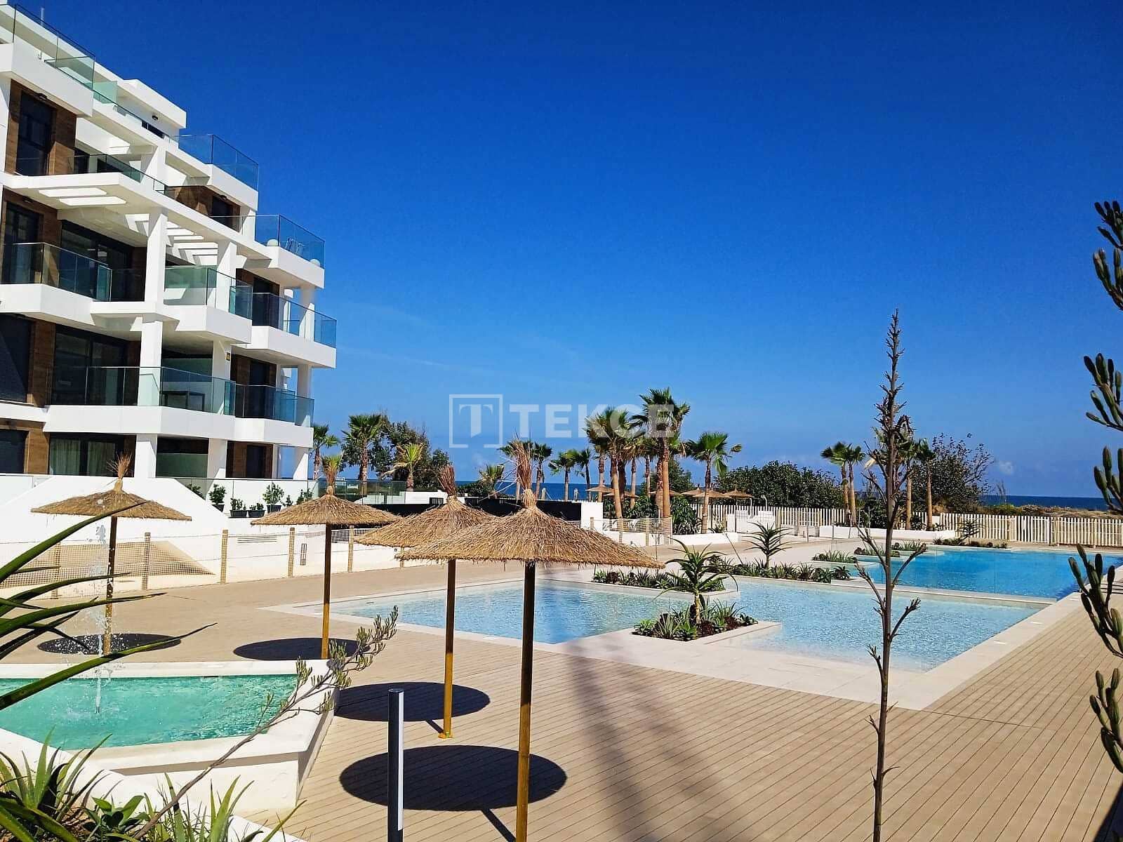 2 slaapkamer Flat te koop in Denia met zwembad - € 499.000 (Ref: 10042327)